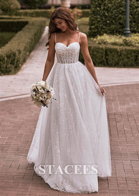 Trapèze cache coeur tulle traîne balayage robe de mariée S3060W - Robes