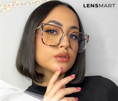 Eyeglasses trends 2023: popular glasses styles | Lensmart Online