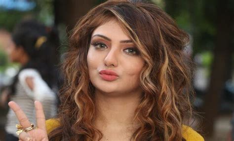khushi mukherjee biography height weight age wiki family