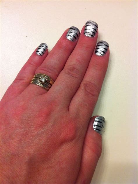 Silver and black tiger stripe nail art | Nail art stripes, Striped ...