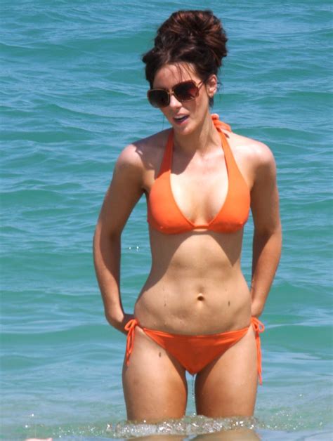 Kate Beckinsale’s Bikini is Kewl | Bikini Celebs
