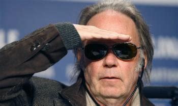 Neil Young News: Whether you're on the beach or wherever, Happy Holidays!