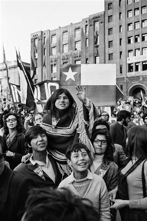 Chile. El archivo fotográfico 1973-74 - Editorial RM