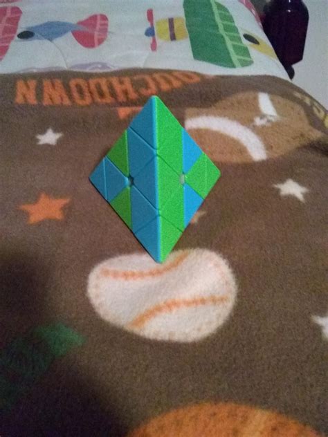 solve   red  yellow sides  solved