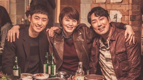 ‎Signal (2016) directed by Kim Won-suk • Reviews, film + cast • Letterboxd