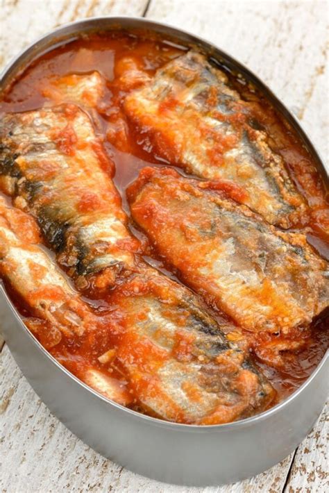 Canned Sardines in Tomato Sauce - Half-Scratched