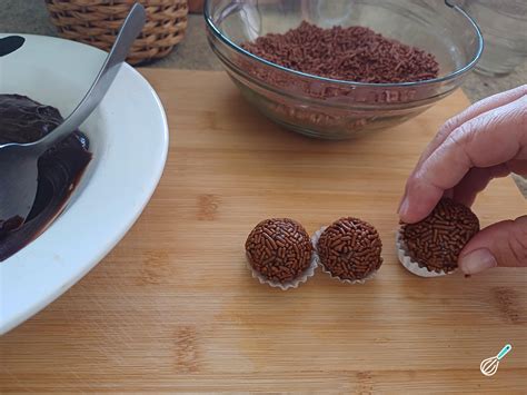 Qual O Ponto Do Brigadeiro De Enrolar - Brigadeiro no ponto de enrolar: todos os segredos