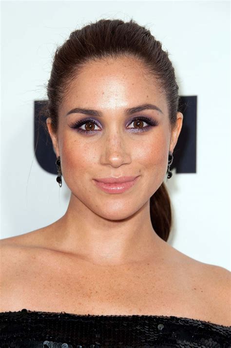 Meghan's Mole: A Twitter Timeline of Deception? - 8uxssav