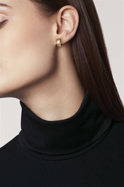 Coco Crush earrings - J11754 | CHANEL