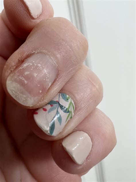 Color Street vs. Lily & Fox – Serendipities and Sparkle by SarahLou