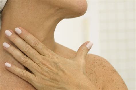 The Neck and Jaw Toning and Firming Exercises - Woman