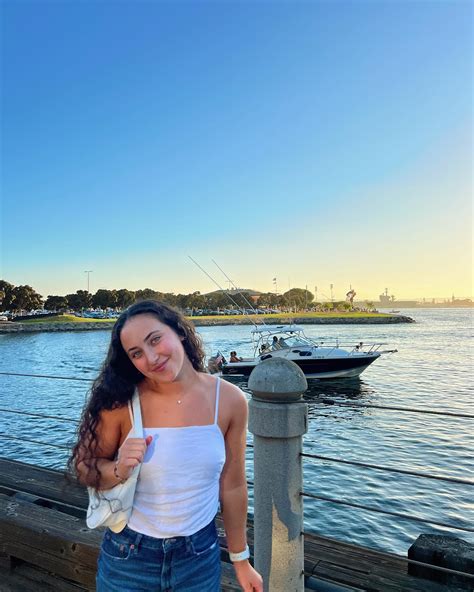 Riley | i 💛 summer | Instagram