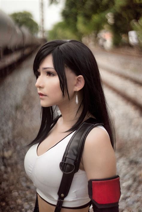[photographer] Tifa Lockhart from Final Fantasy 7 Remake (Cosplayer