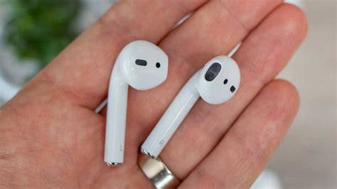 Why Apple Headphones Are White | Macworld