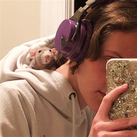 hood rat stuff with my friend : r/RATS