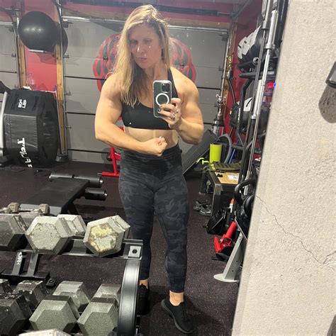 Elizabeth Kocianski (Beth Phoenix)