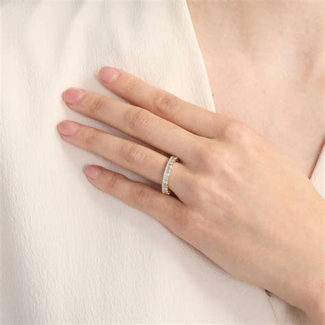 emerald cut 4 ct 3