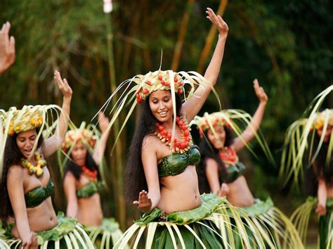 Traditional Tahitian dances – cultural survivors - e-Tahiti Travel