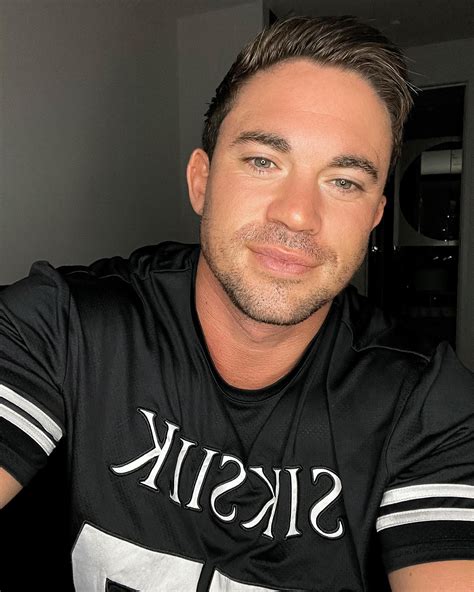 I look so much like Channing Tatum women scream his name during sex