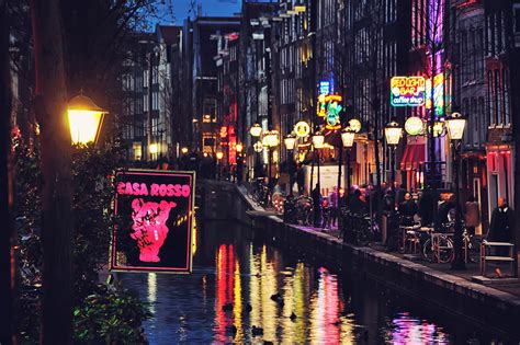 10 Best Clubs In Amsterdam | Club Nights to Book Now