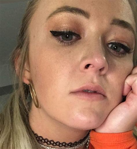 This Megan McCarthy Photo Leak Changed EVERYTHING - fqpi0gi