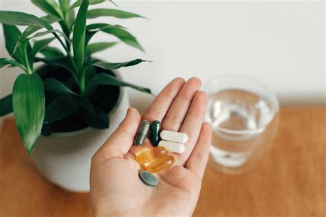 Семь непростительных ошибок тех, кто пьет таблетки