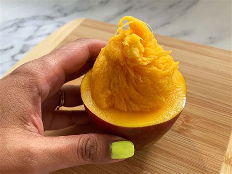 how to cut a mango diagram 8