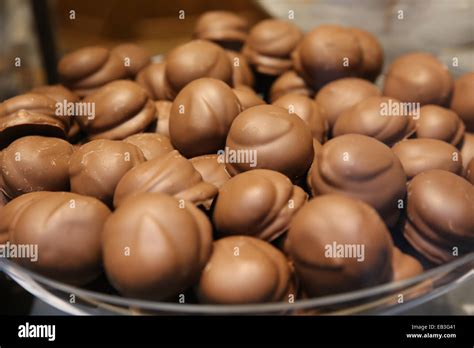Pralinen -Fotos und -Bildmaterial in hoher Auflösung – Alamy