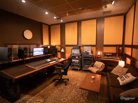 Vintage recording studio with grand piano | Rent this location on Giggster