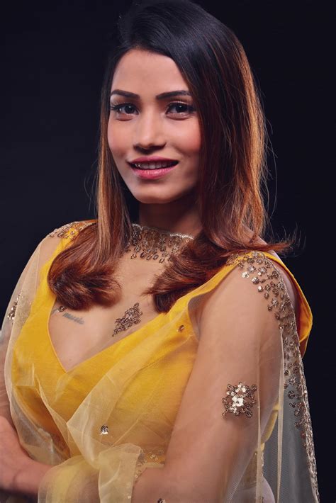 Alendra Bill HQ HD Photo Gallery