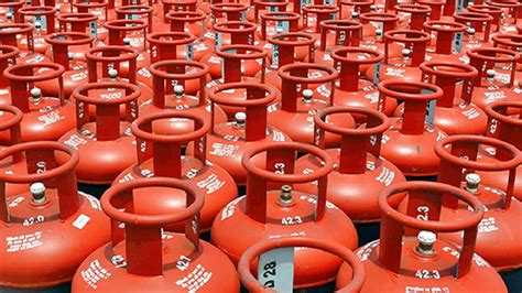tariffs  china   india secure cheap lpg   report