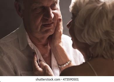 101,194 Older Naked Couples Royalty-Free Images, Stock Photos