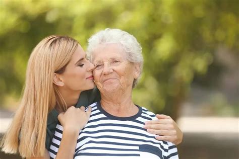 Ideas for Moms in Senior Living Communities