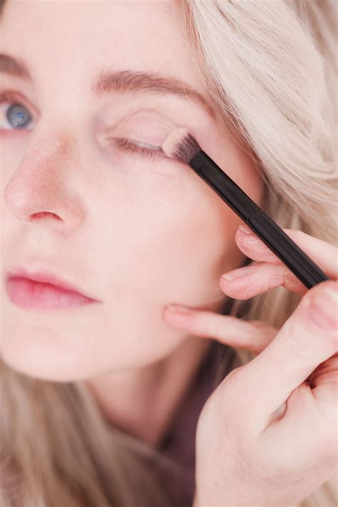 Best Makeup Tips To Look Younger | Saubhaya Makeup