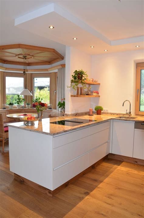 Kitchen inspiration | Haus küchen, Wohnung küche, Küche landhaus modern