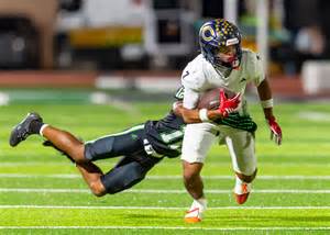 Carencro football rides do-it-all star Chantz Babineaux to blowout win