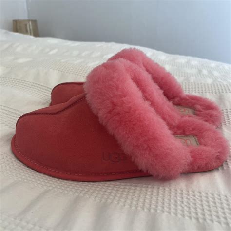 UGG Women's Pink Slippers | Depop