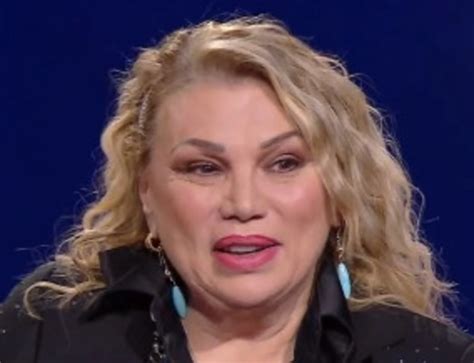 Serena Grandi, confessione piccante sul vip: "Poi l'ho seguito in