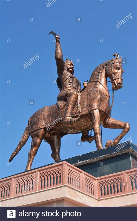 chhatrapati shivaji maharaj statue  res stock photography  images