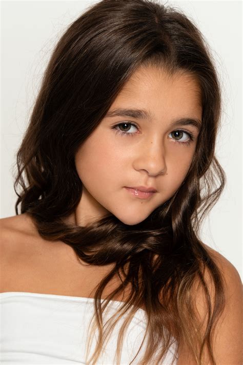 Lovely Lynzee // Pittsburgh Children's Photographer | POSE PGH