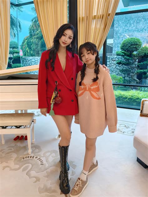 Chilla Cha 谢芯亚