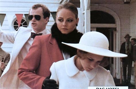 6 Figures And Designer Divas: The Surprising Net Worth Of Jennifer Dundas