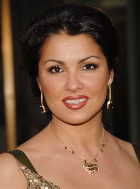 Russian Soprano Anna Netrebko named 2008 musician of the year – Orange