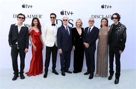 কোডি স্মিট-ম্যাকফি ভার্সেসের ভেনিস ফিল্ম ফেস্টিভ্যালে ডবল ডিউটি টানছে