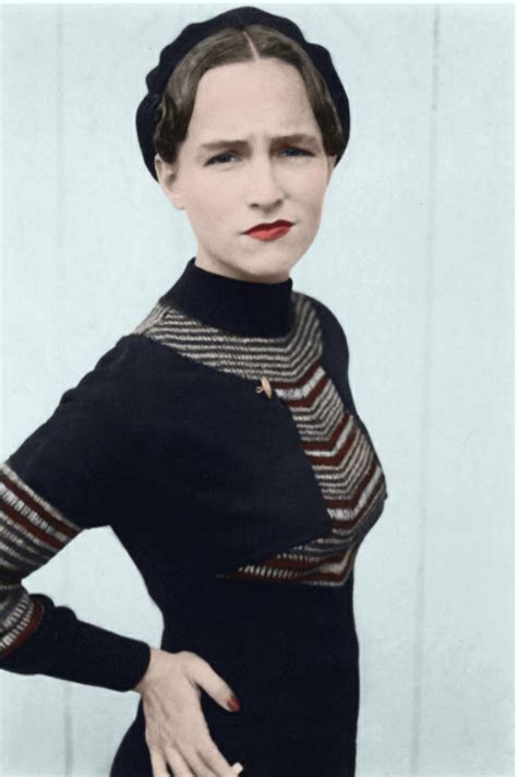 Bonnie Parker photographed by Clye Barrow, 1930s : r/Colorization