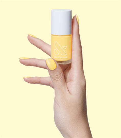 16 Best Yellow Nail Polishes for Your Next Manicure | Who What Wear