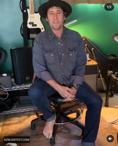 ROB MORROW Feet - AZNudeFeet Men