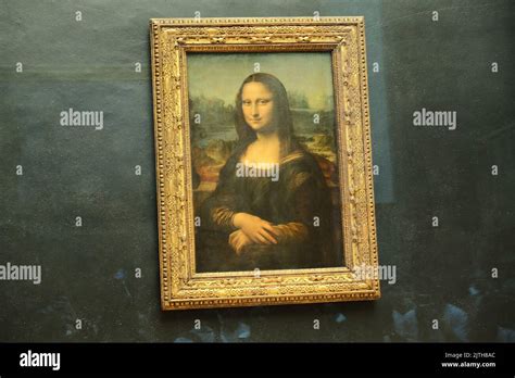 mona lisa painted  leonardo da vinc  located   louvre