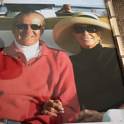 sue belle robbins husband net worth