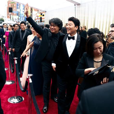 The "Parasite" Cast Totally Owned The Oscars' Red Carpet - Koreaboo